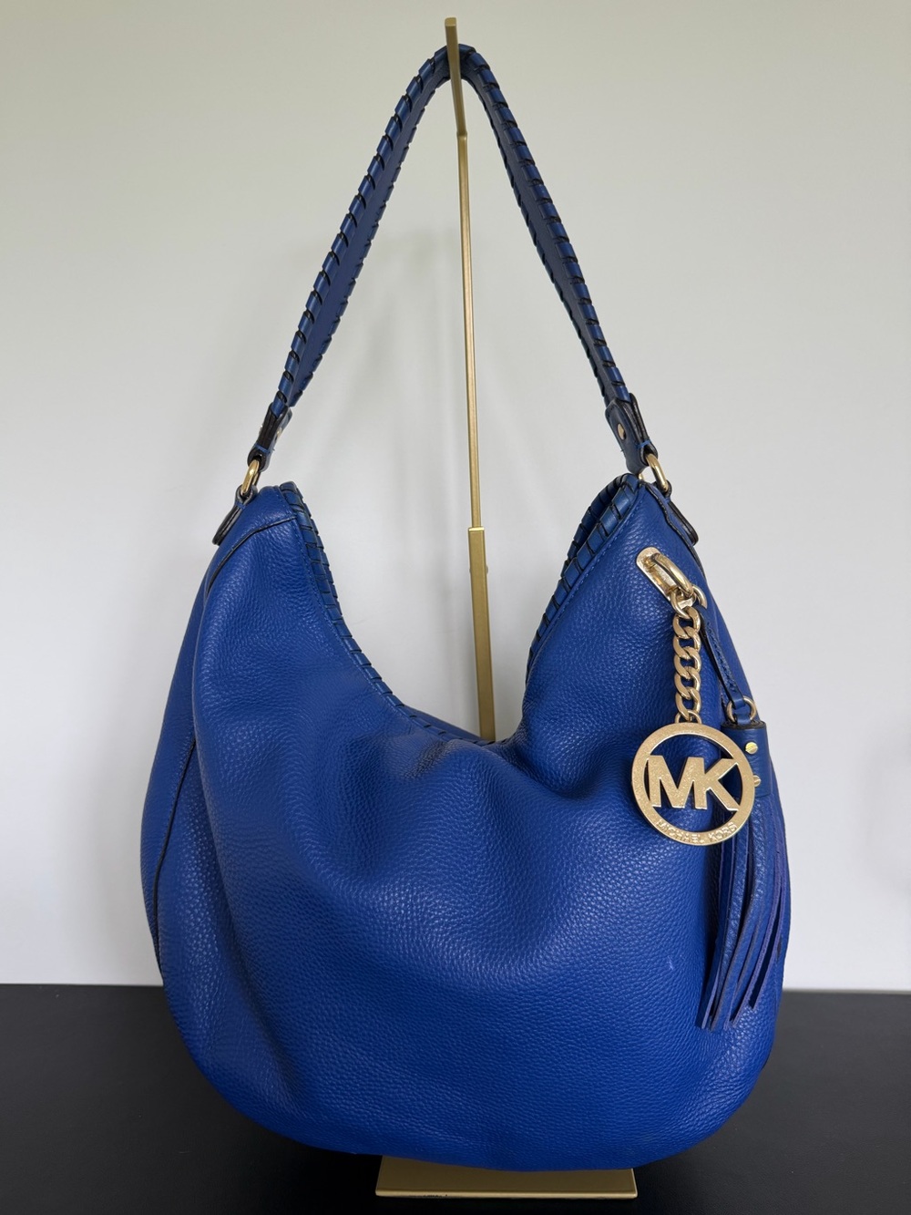 Michael Kors Pebbled Leather Hobo Shoulder Bag Blue Gold Tone Tassel